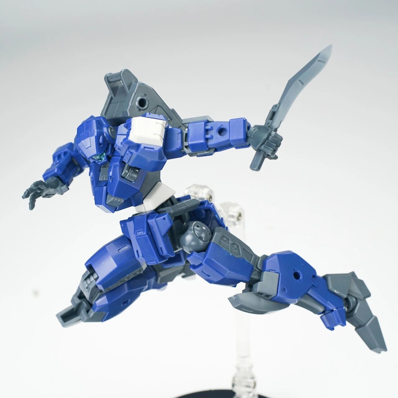 Sheik Mainland 1/144 TROOPER V - огляд і ціна Model Kit Lynx